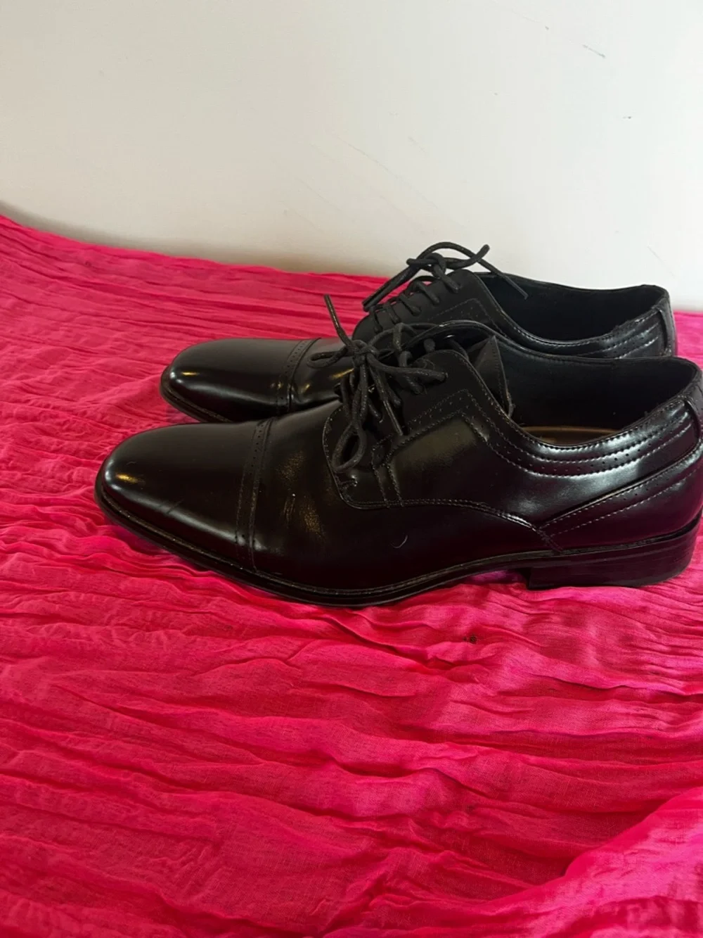 Stacy Adams Black Leather Cap-Toe Derby Oxfords
